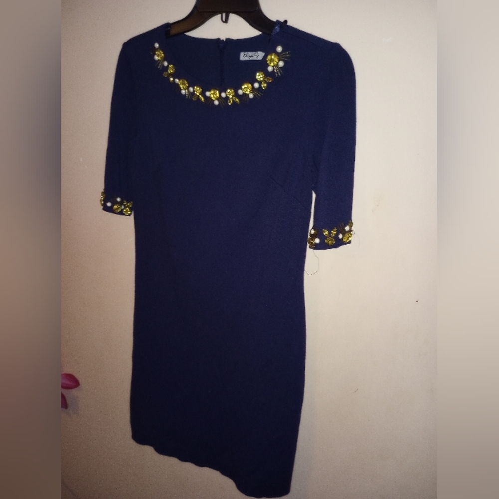 Dress - Picture 6 of 8
